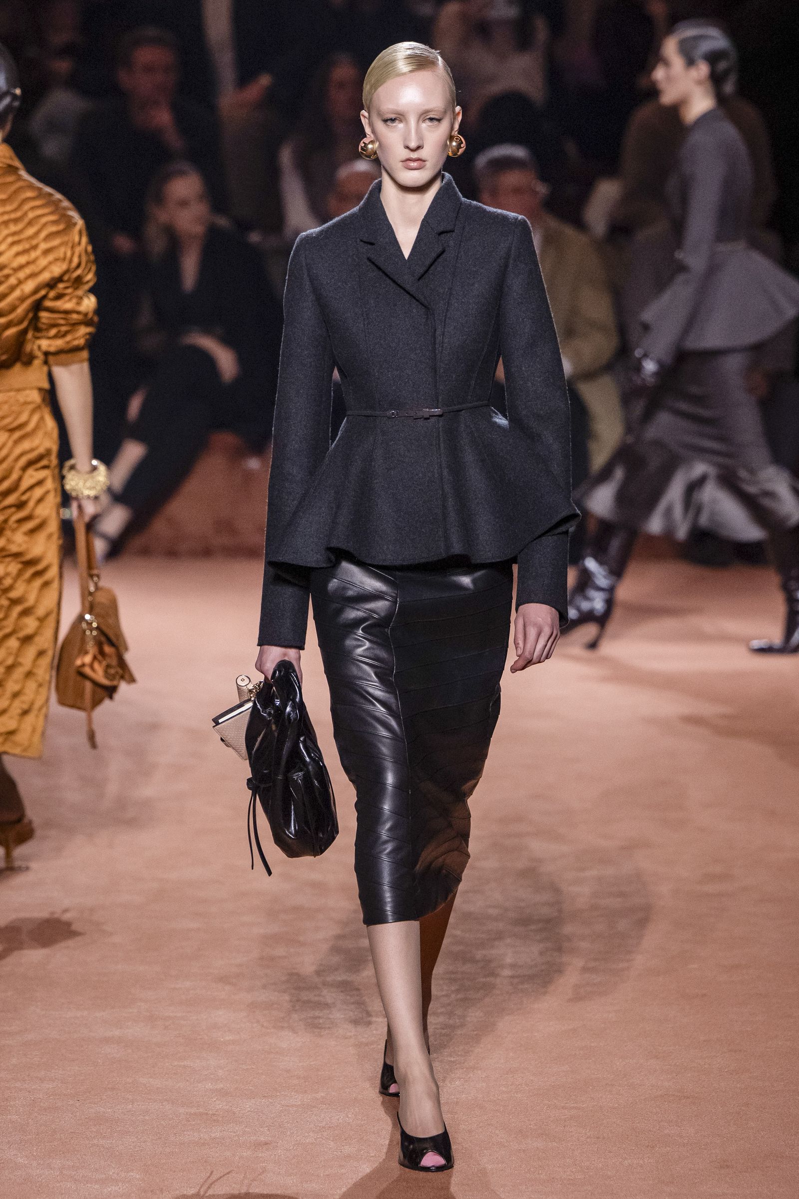 Desfile de Fendi otoñoinvierno 20252026