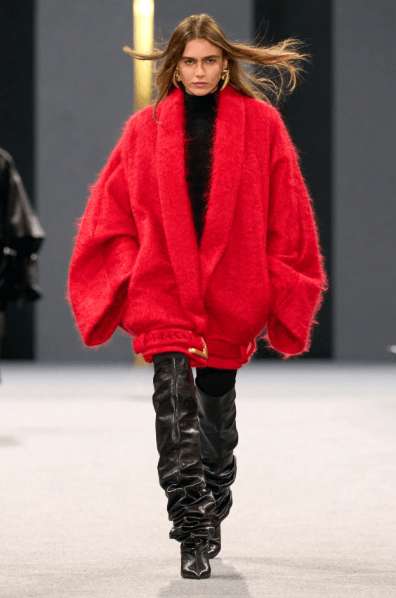 rojo y negro fall balmain