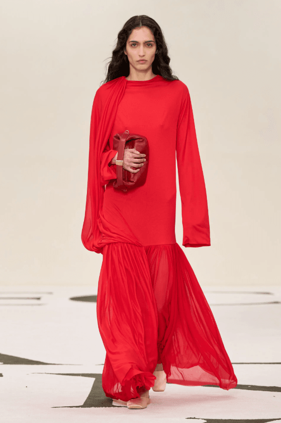 calvin klein collection fall 2025 rojo