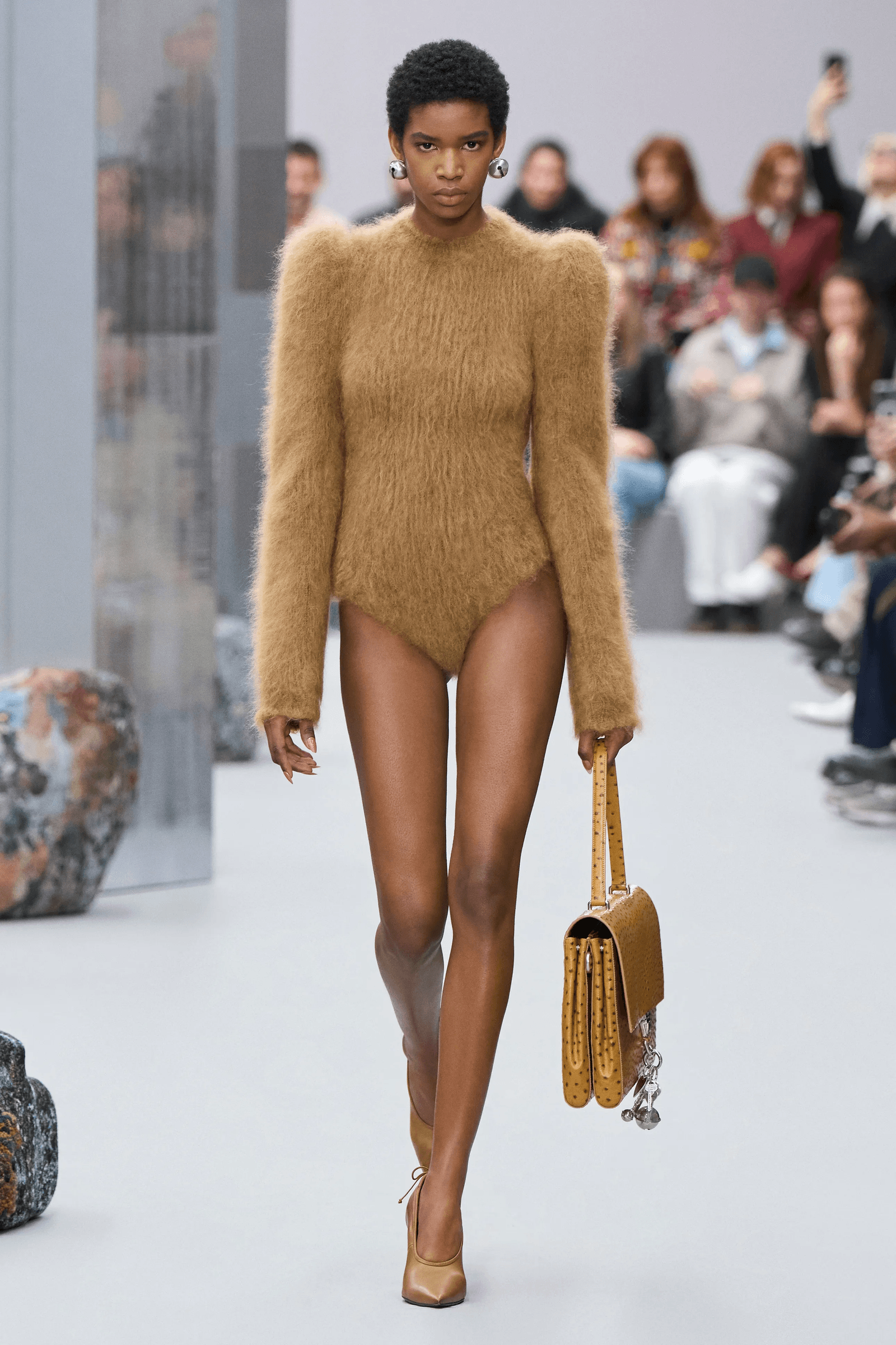 Tendencia charms otoñoinvierno 2025