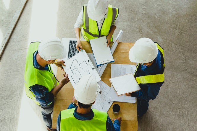 Construcciones Yamaro | Unidad en la diversidad: ¡Gestionando equipos multidisciplinarios en la construcción!