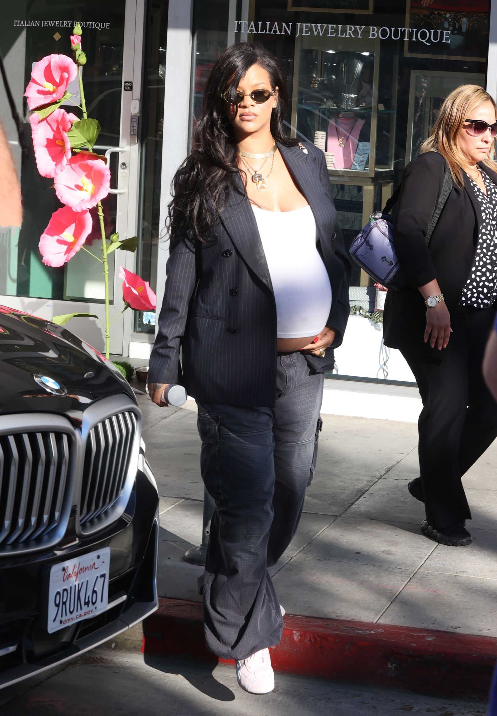 Rihanna premam