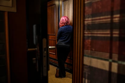 Dalia, en el club. Está sacándose el carnet de conducir porque es uno de los requisitos que necesita para poder trabajar de una de las múltiples cosas que ha estudiado: tanatopraxia.