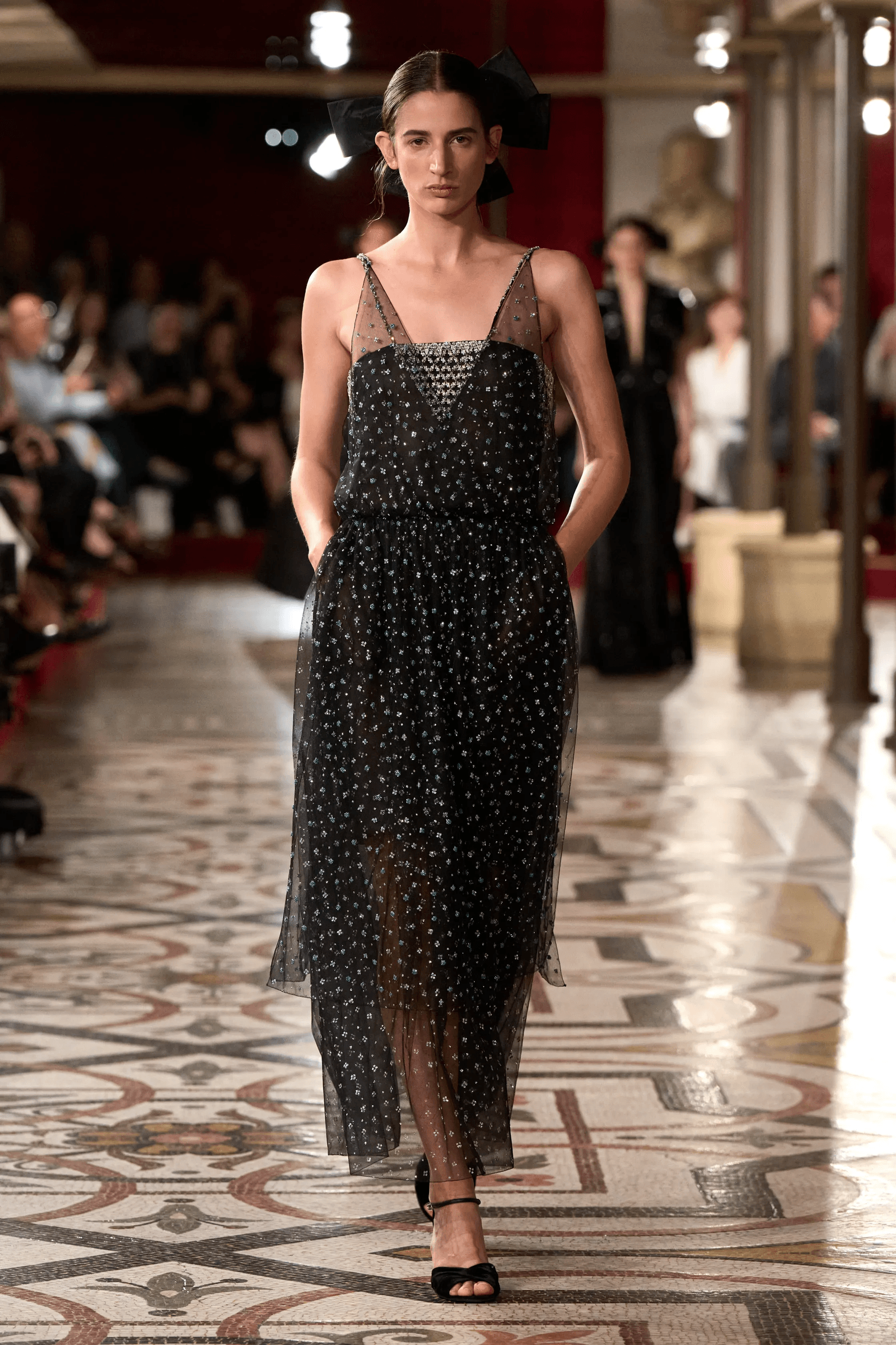 Chanel Alta Costura otoñoinvierno 202425.