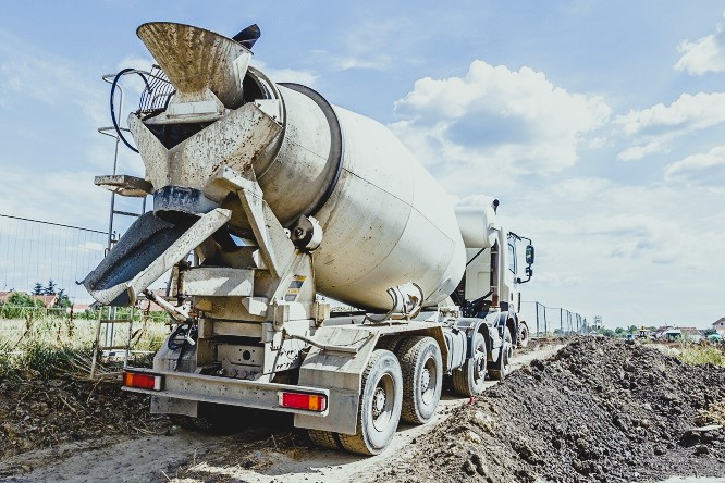 Camiones mixer: ¡La fuerza que moldea la construcción moderna!