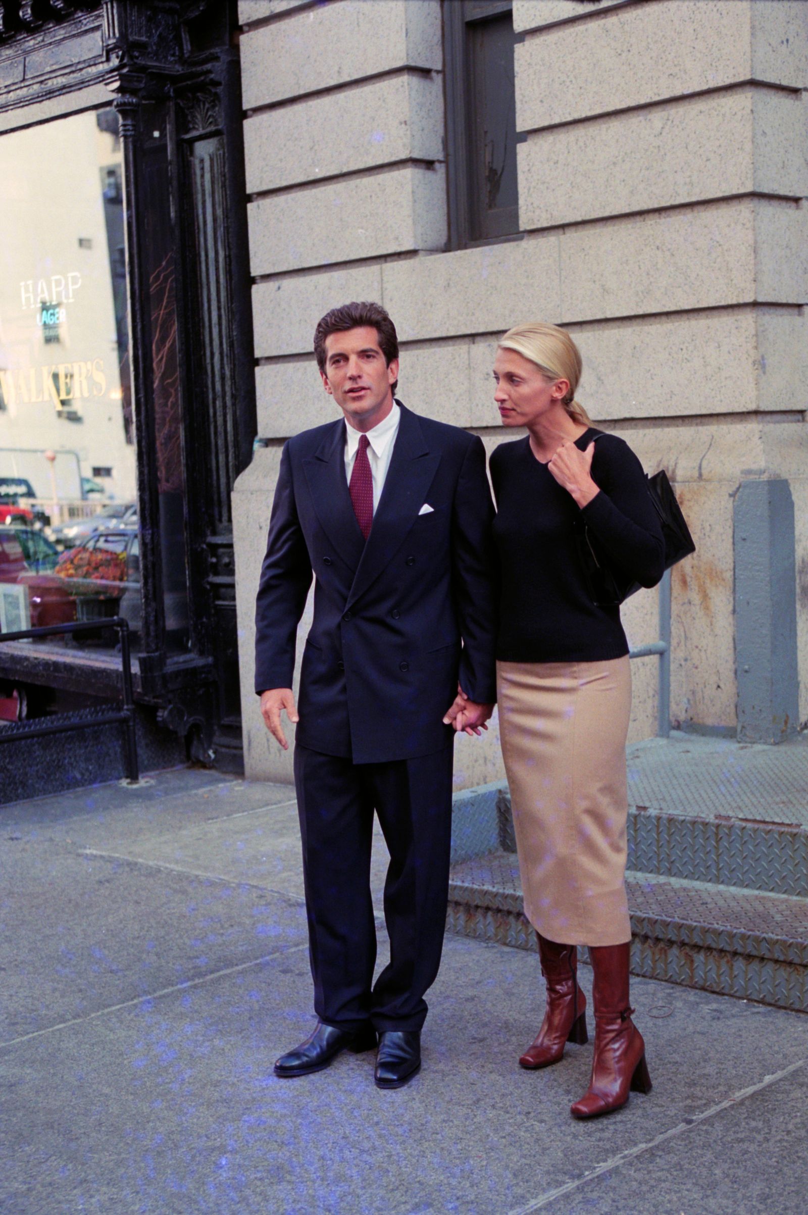 Este otoño solo quiero las botas de tacón sensato que llevó Carolyn Bessette
