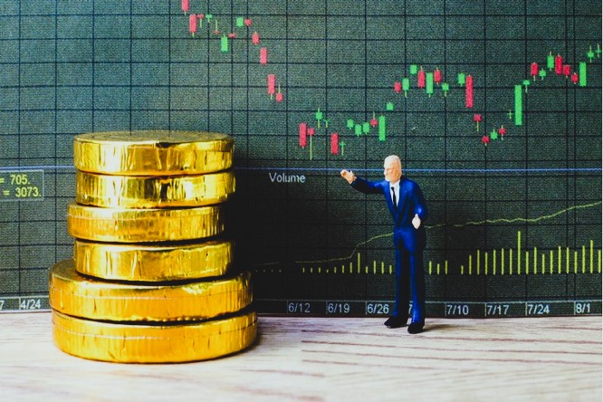 Héctor Andrés Obregón Pérez | Fondos de cobertura: ¡El juego de las finanzas!