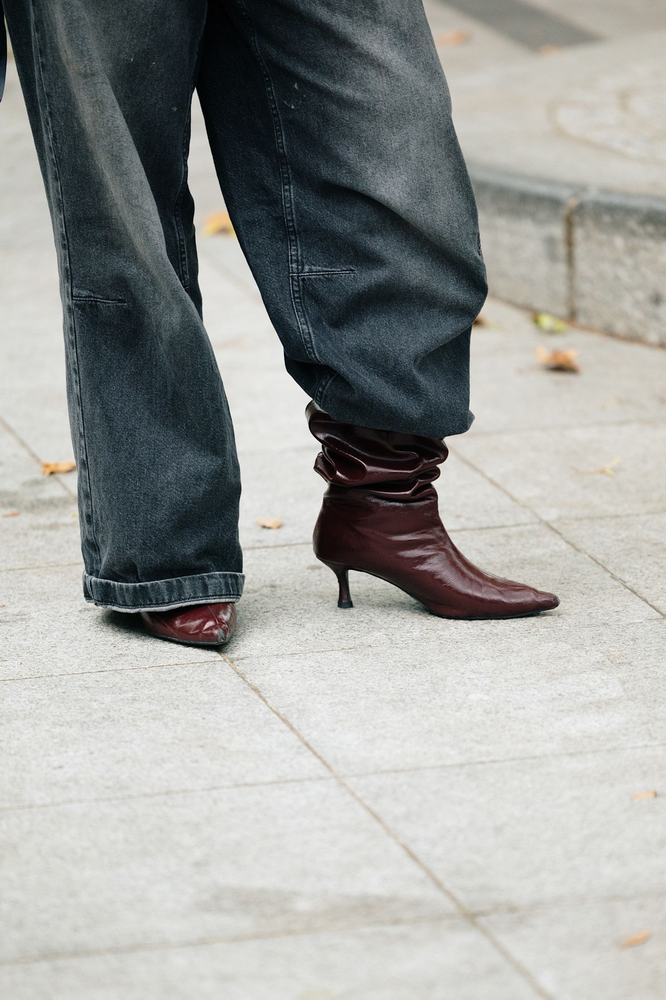 botas granates una tendencia de otoñoinvierno 202526