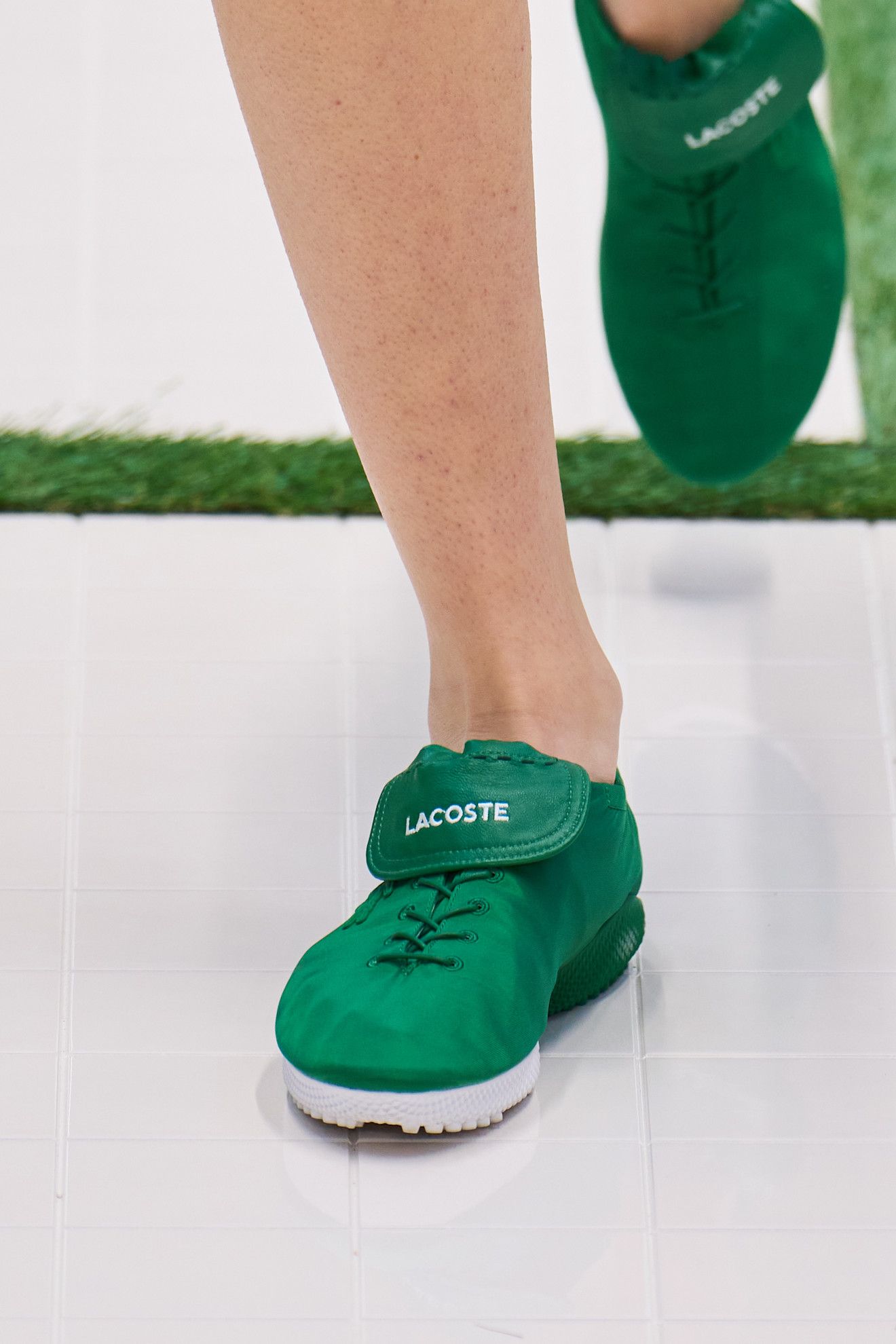 zapatillas de raso en Lacoste primaveraverano 2026