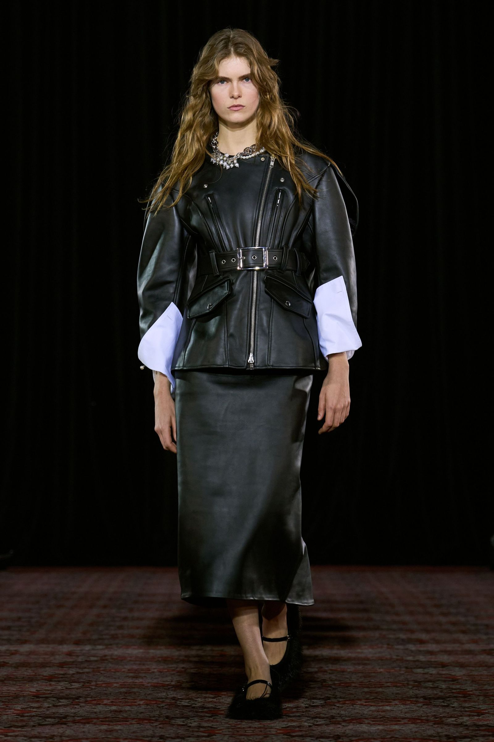 Simone Rocha otoñoinvierno 20252026.