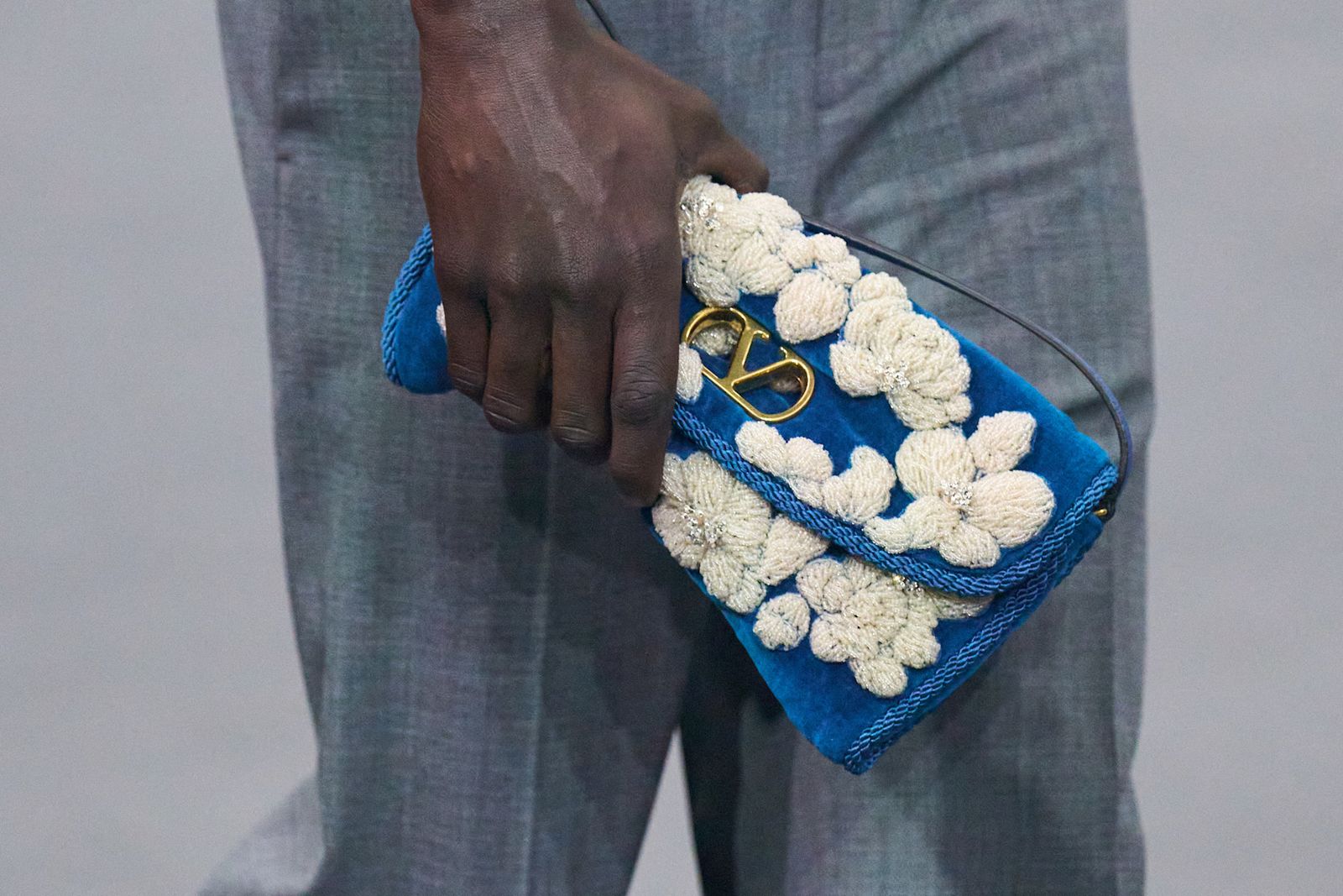 azul cerúleo en Valentino primaveraverano 2026