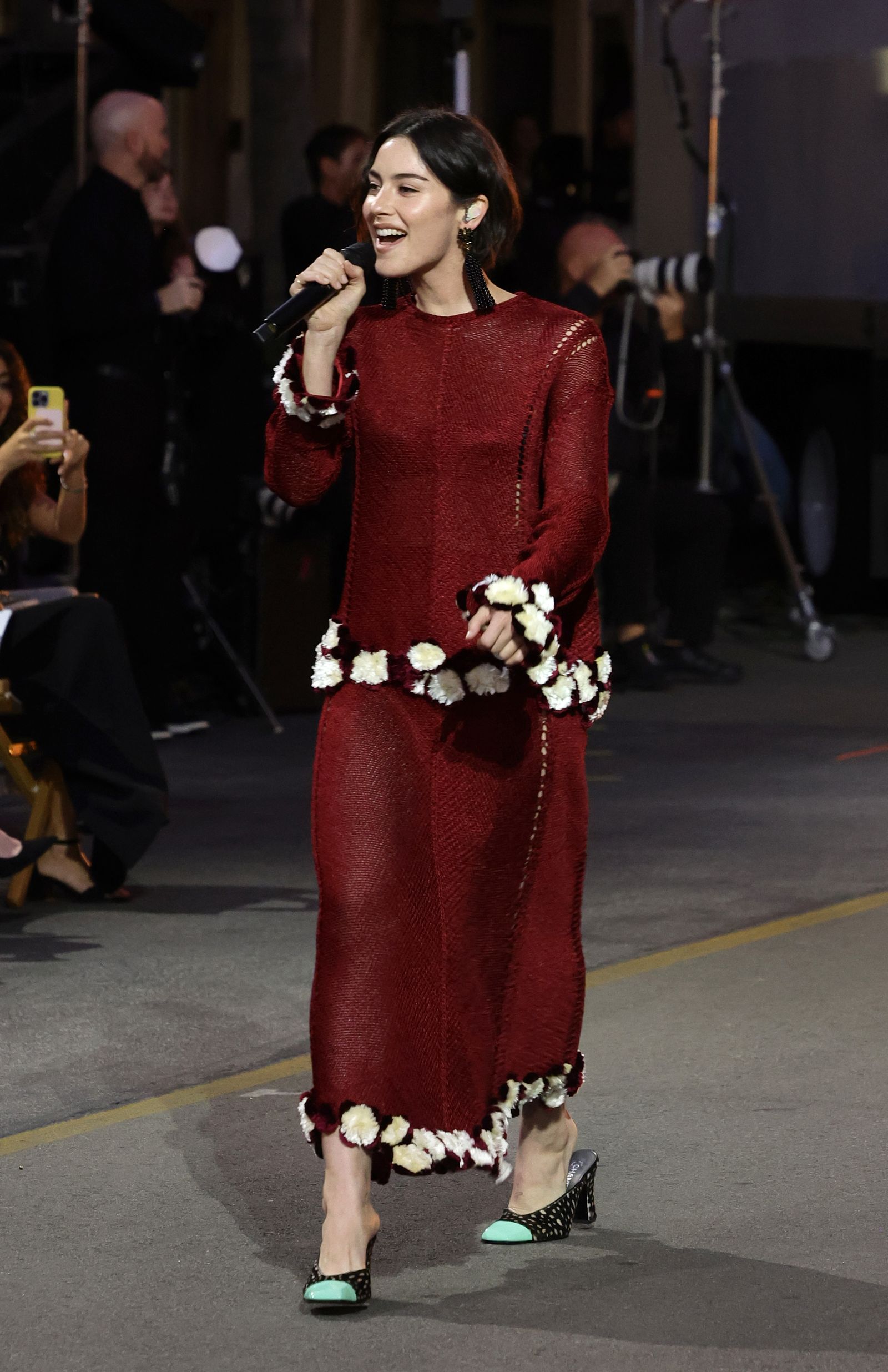 Gracie Abrams cerró Vogue World 2025 versionando a Carole King