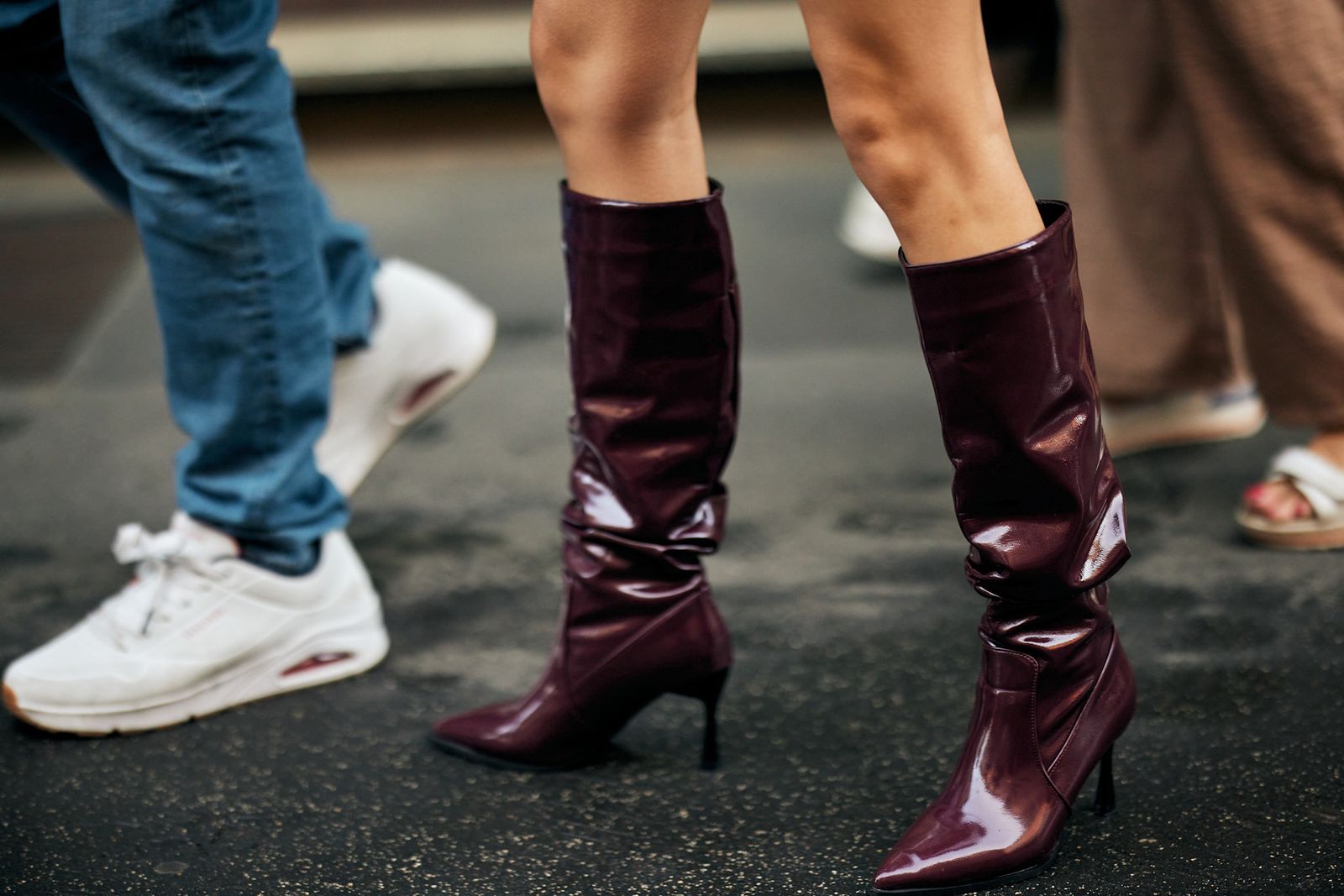 botas burdeos una tendencia de otoñoinvierno 202526