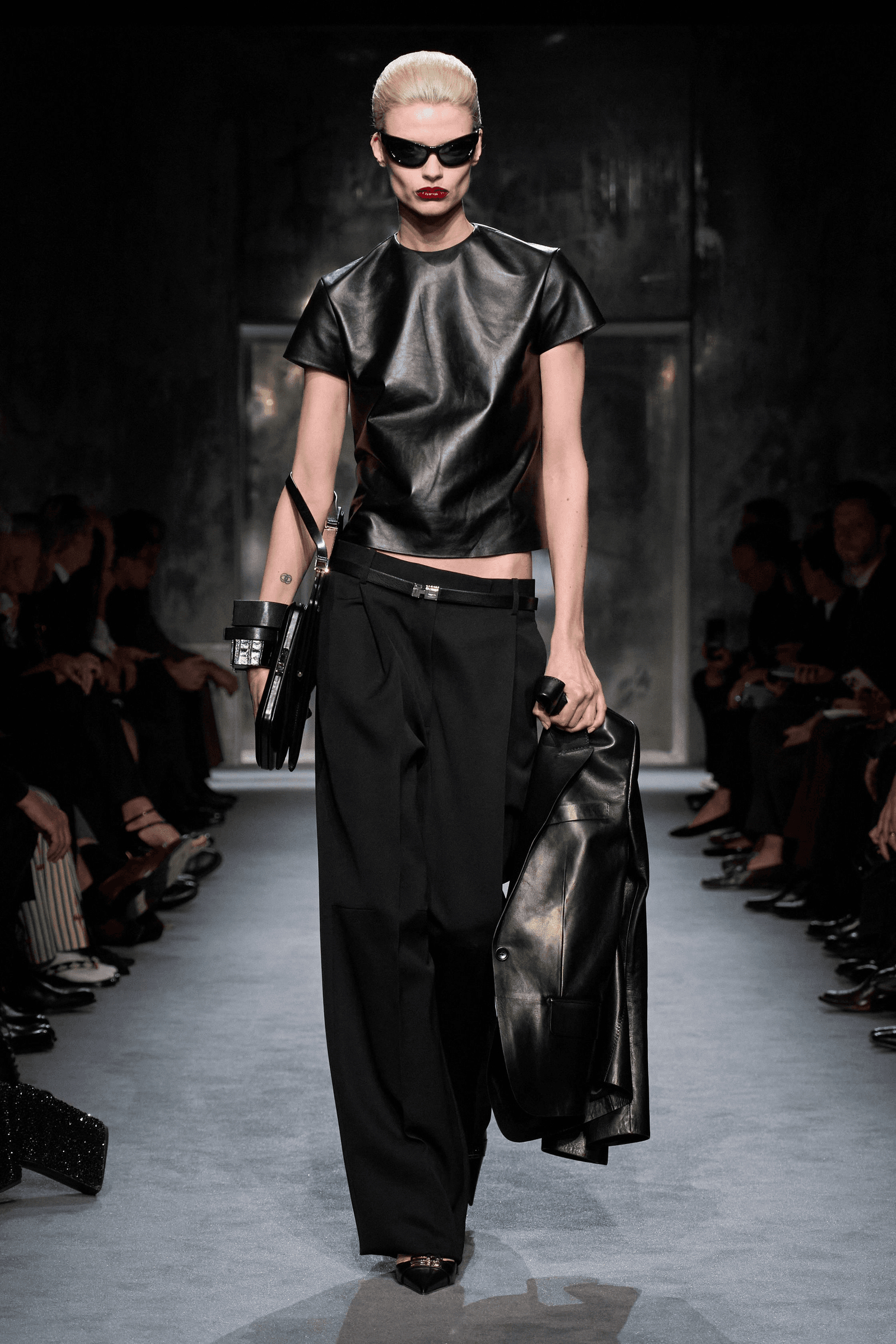pantaloni larghi sartoriali