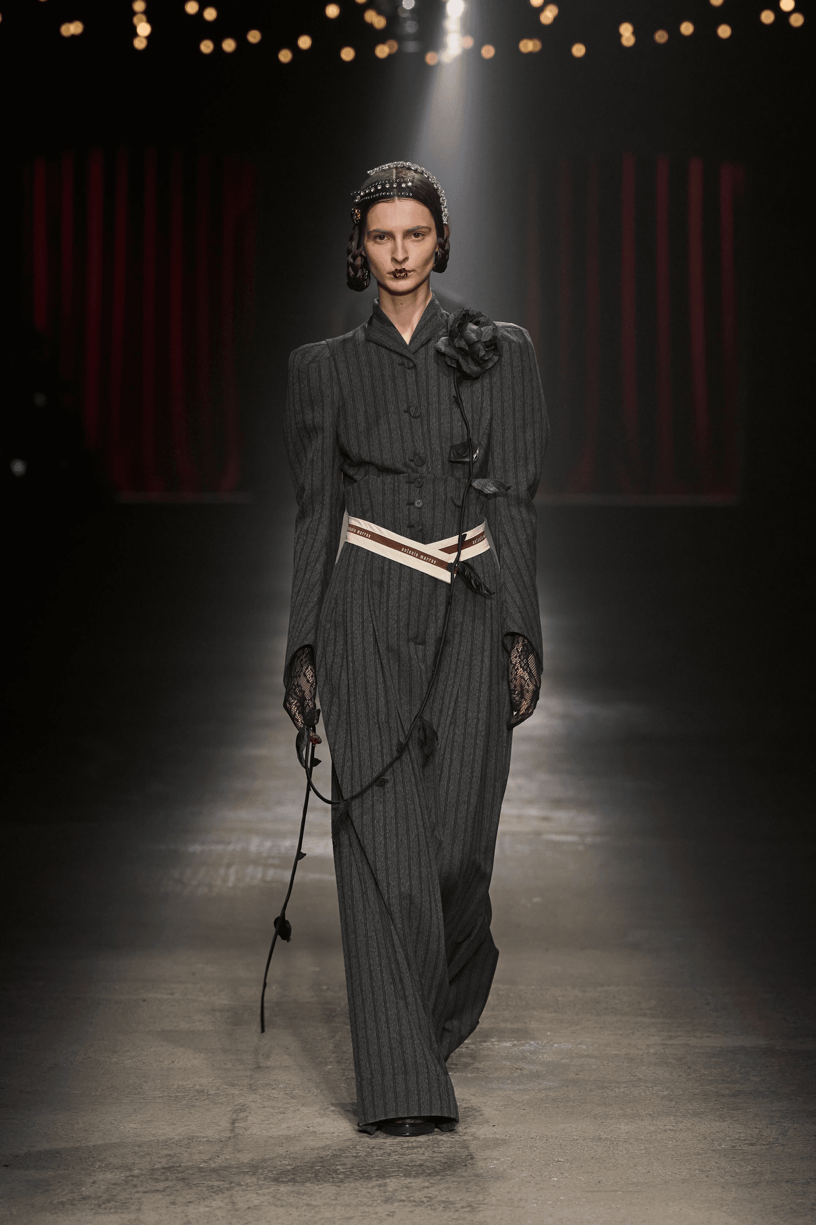 pantaloni larghi sartoriali
