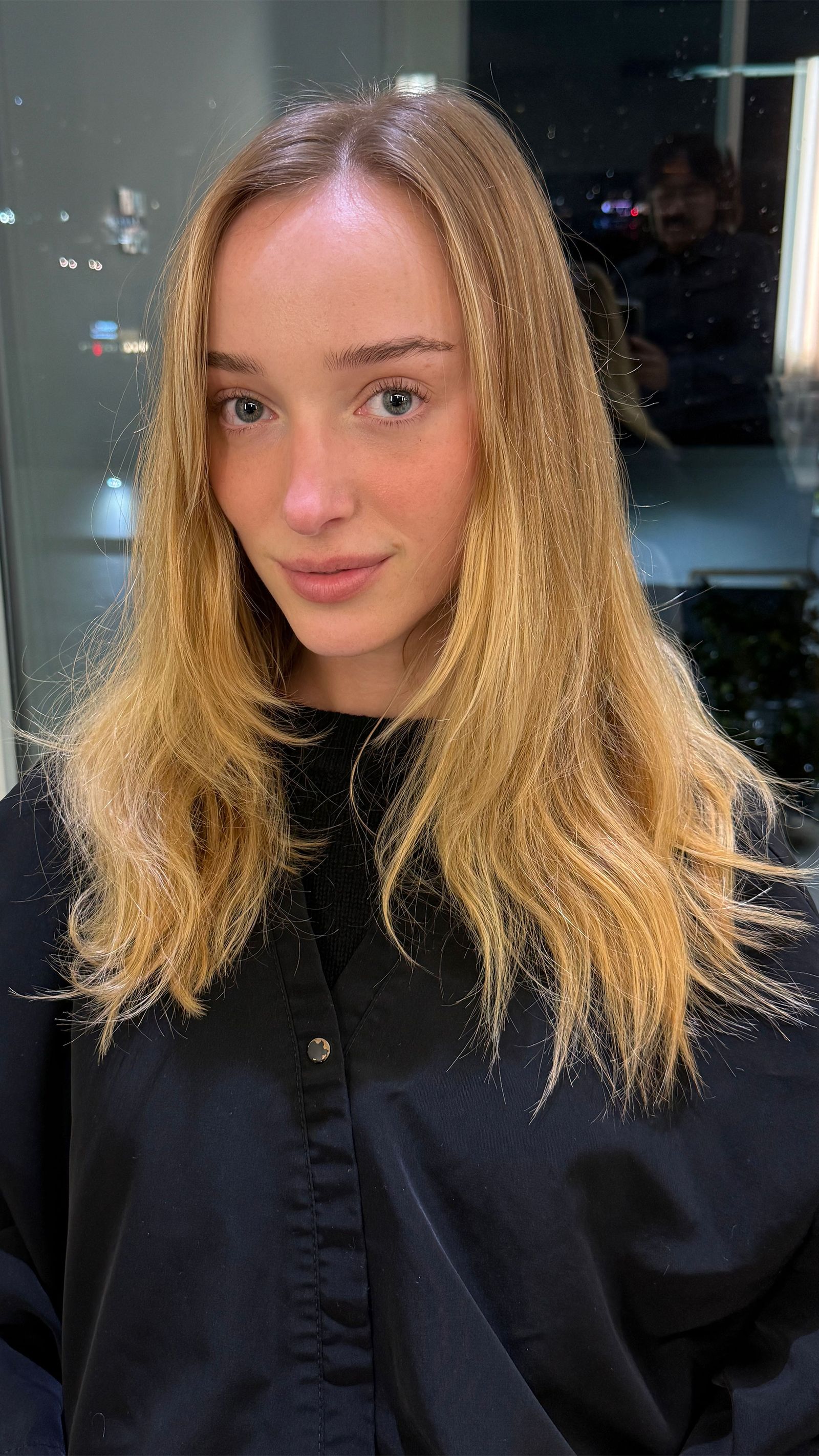 Phoebe Dynevor con un corte de pelo ‘bob