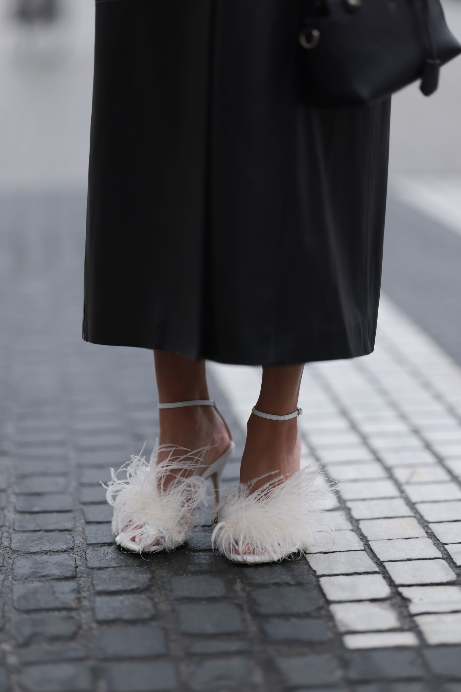 De bailarinas metalizadas a botas altas todos los zapatos festivos que querrs lucir esta Navidad