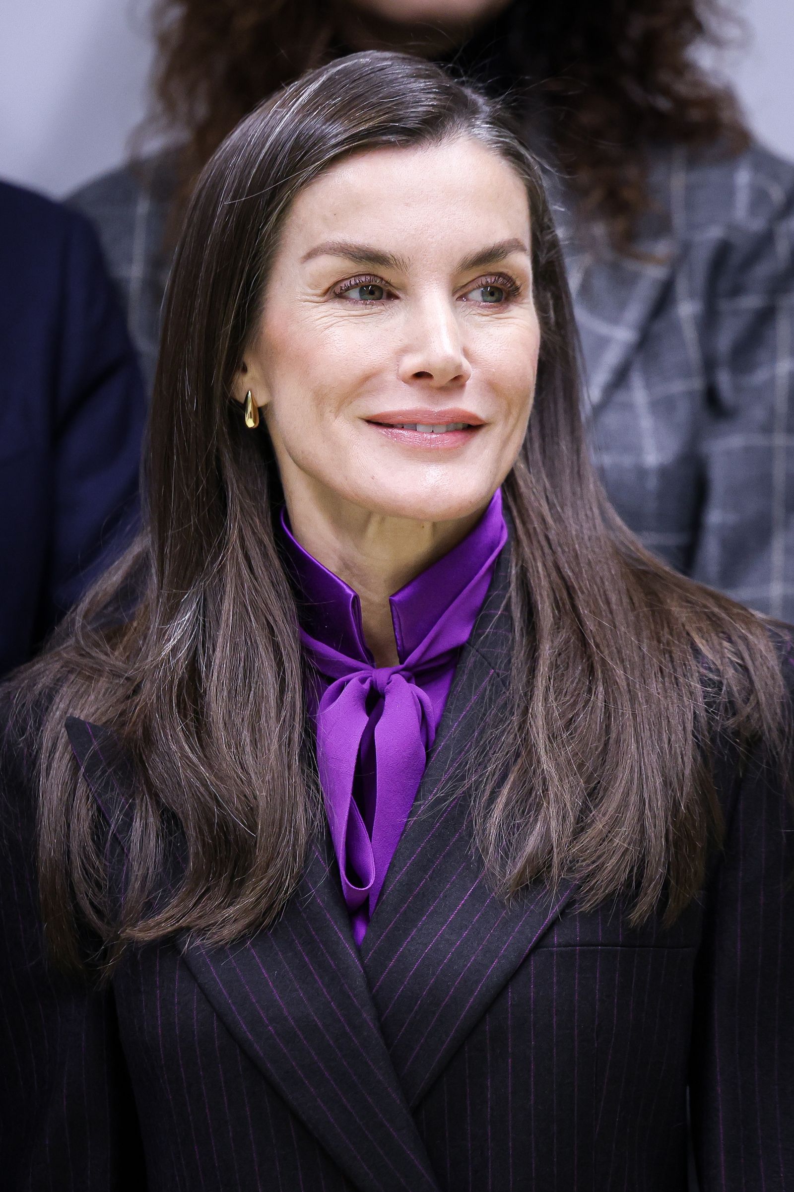 La reina Letizia con no makeup makeup look en una reunión del Patronato de la Fundación FAD.