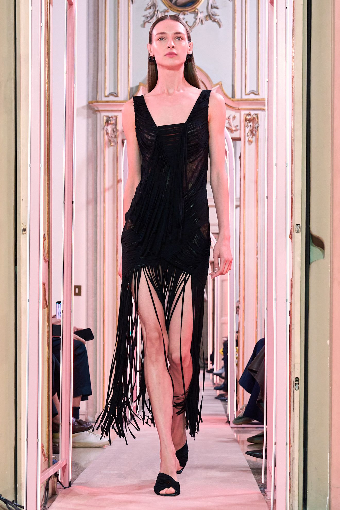 vestido de flecos Elisabetta Franchi primaveraverano 2026.