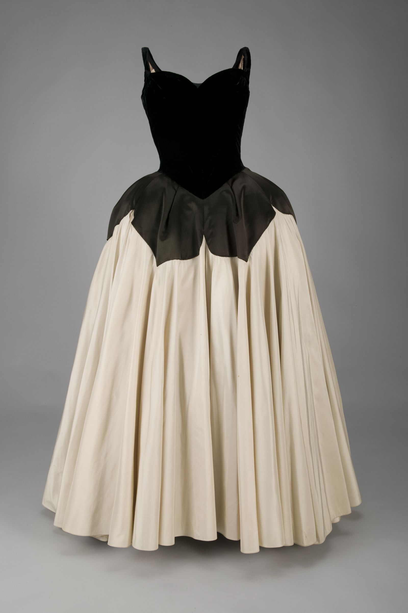 Image may contain Clothing Dress Fashion Formal Wear Gown Adult Person and Skirt