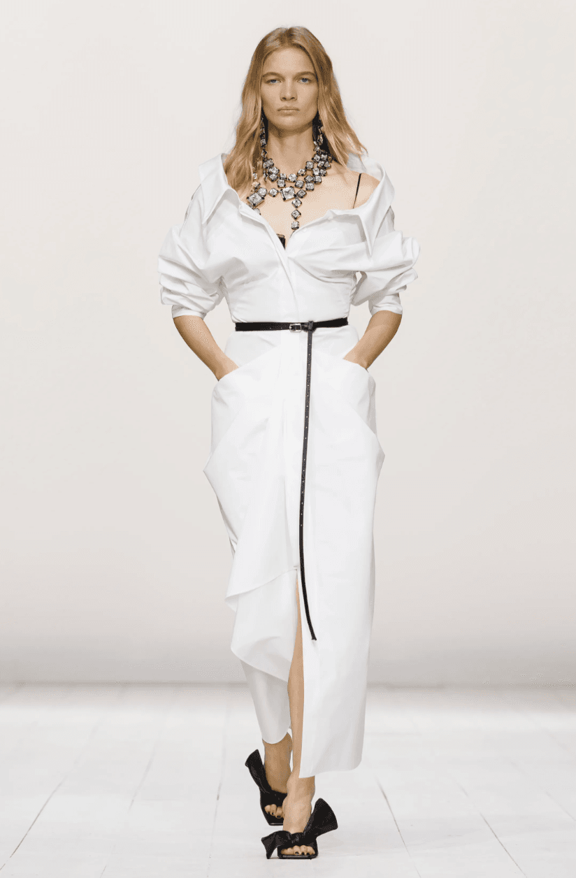 Givenchy 2026 ReadytoWear  Courtesy of Givenchy