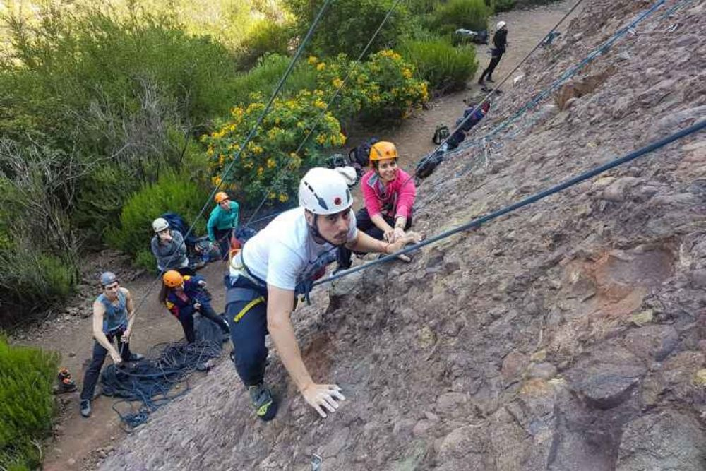  Joao Rafael Silva Robertson | Más allá de la adrenalina: Los mejores deportes extremos para disfrutar en familia 