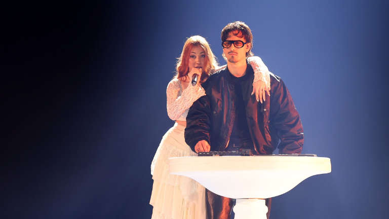 Tony Grox & LUCYCALYS ganan el Benidorm Fest 2026 con la canción ‘T AMARÉ’