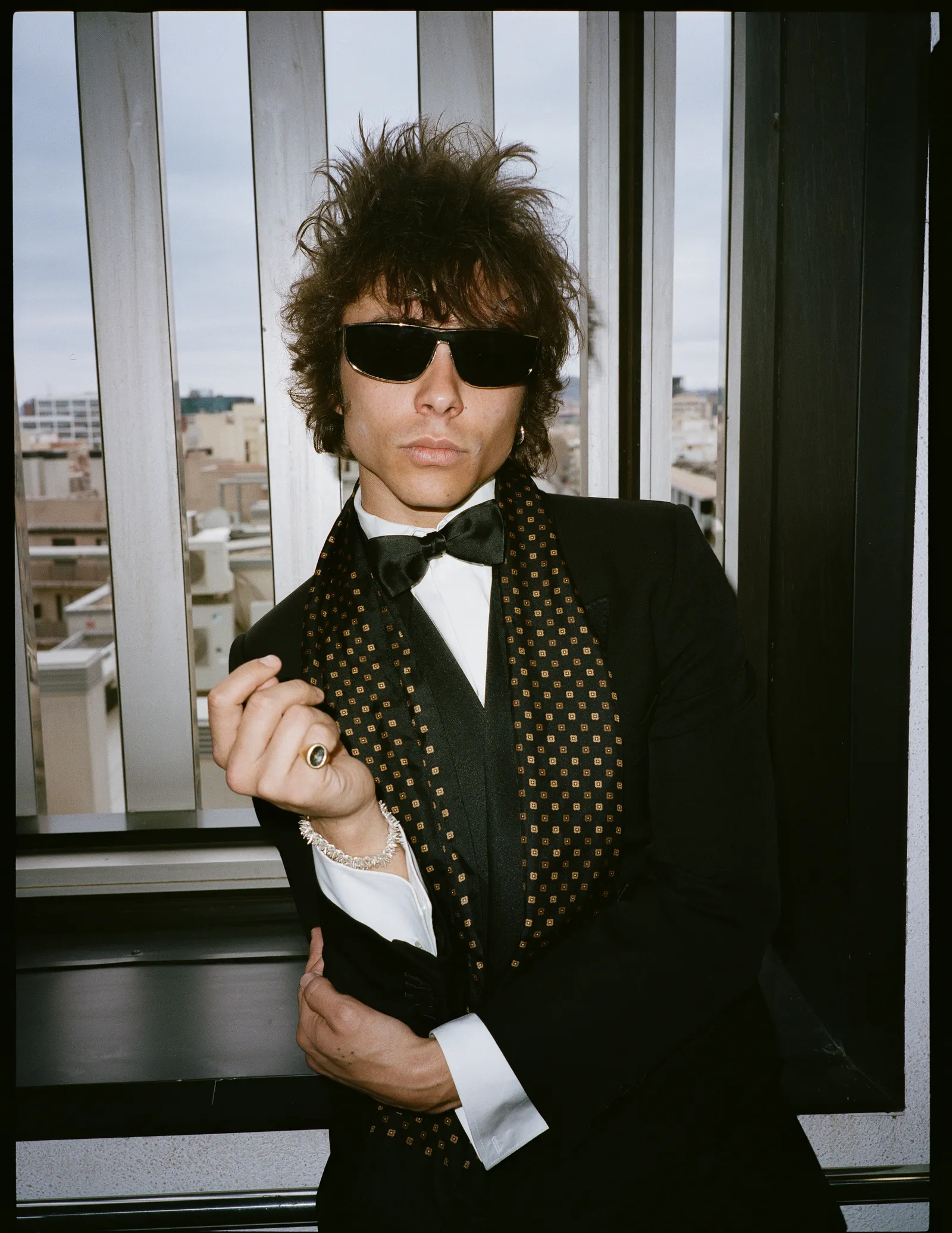 Mitch en los Premios Goya 2026 o cómo homenajear a Keith Richards en la alfombra roja