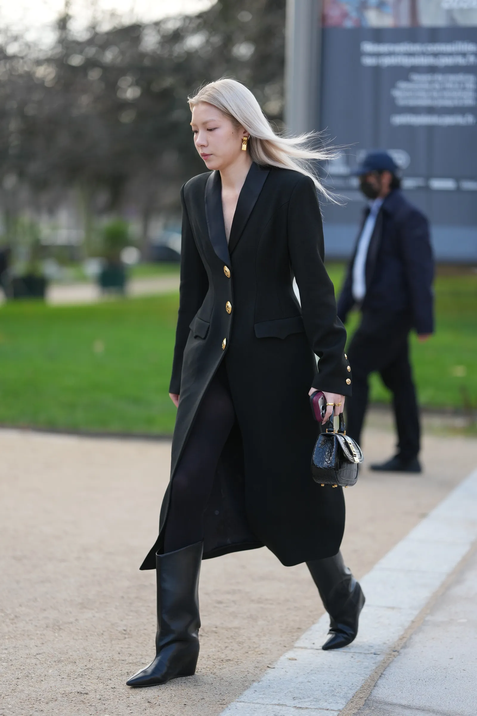 botas wedge con cuña vistas en el street style de 2026