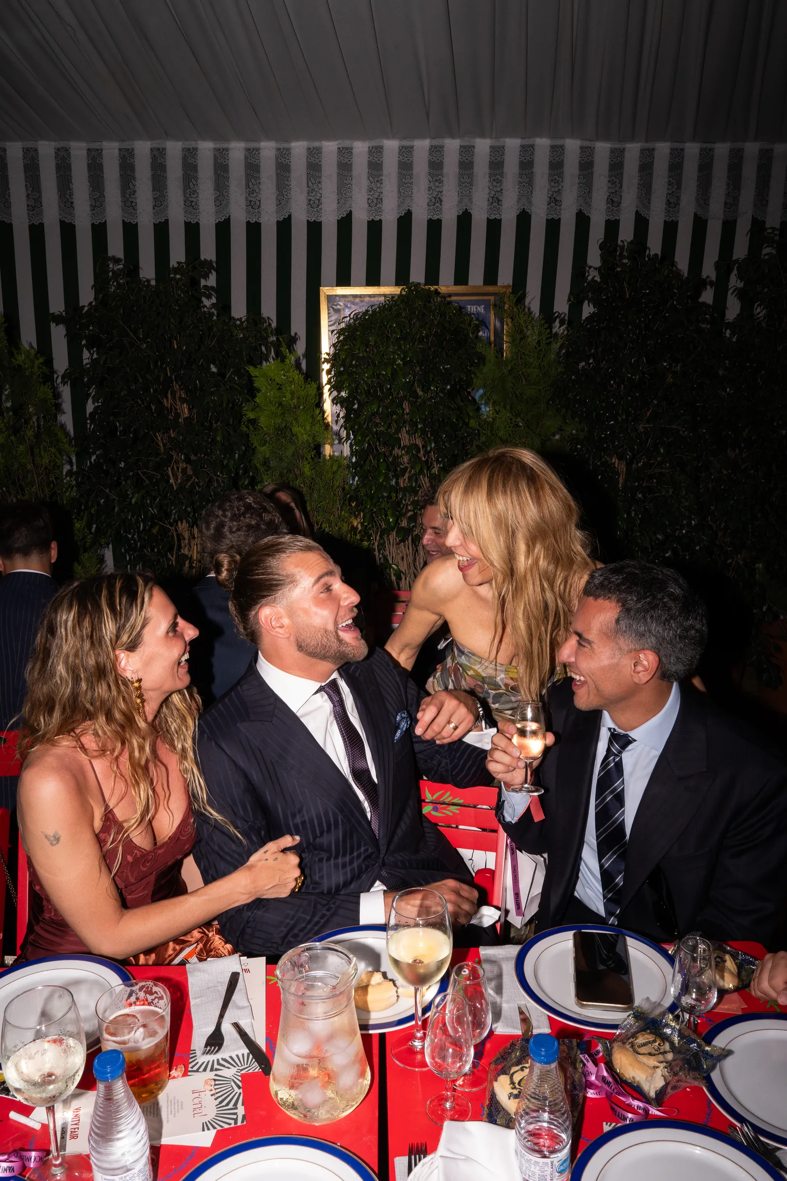 Alejandra Osborne Eduardo Navarrete Raquel Meroño y Arau Hernndez Vanity Fair Sevilla