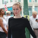 Estas sandalias (planas) de los 90 serán las más deseadas entre las ‘it girls’ este 2026