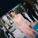 Este es el vestido que lució Nicole Wallace durante el evento de celebración de su primera portada en Vogue España