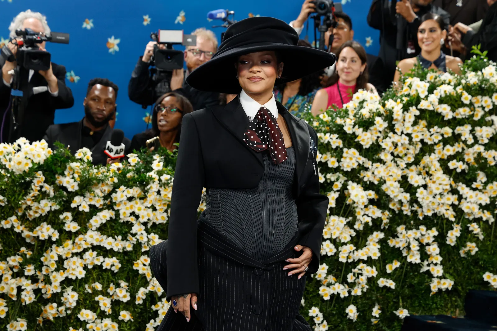 NEW YORK, NEW YORK - MAY 05: Rihanna attends "Superfine: Tailoring Black Style", the 2025 Costume Institute Benefit, at Metropolitan Museum of Art on May 05, 2025 in New York City. (Photo by Taylor Hill/Getty Images)