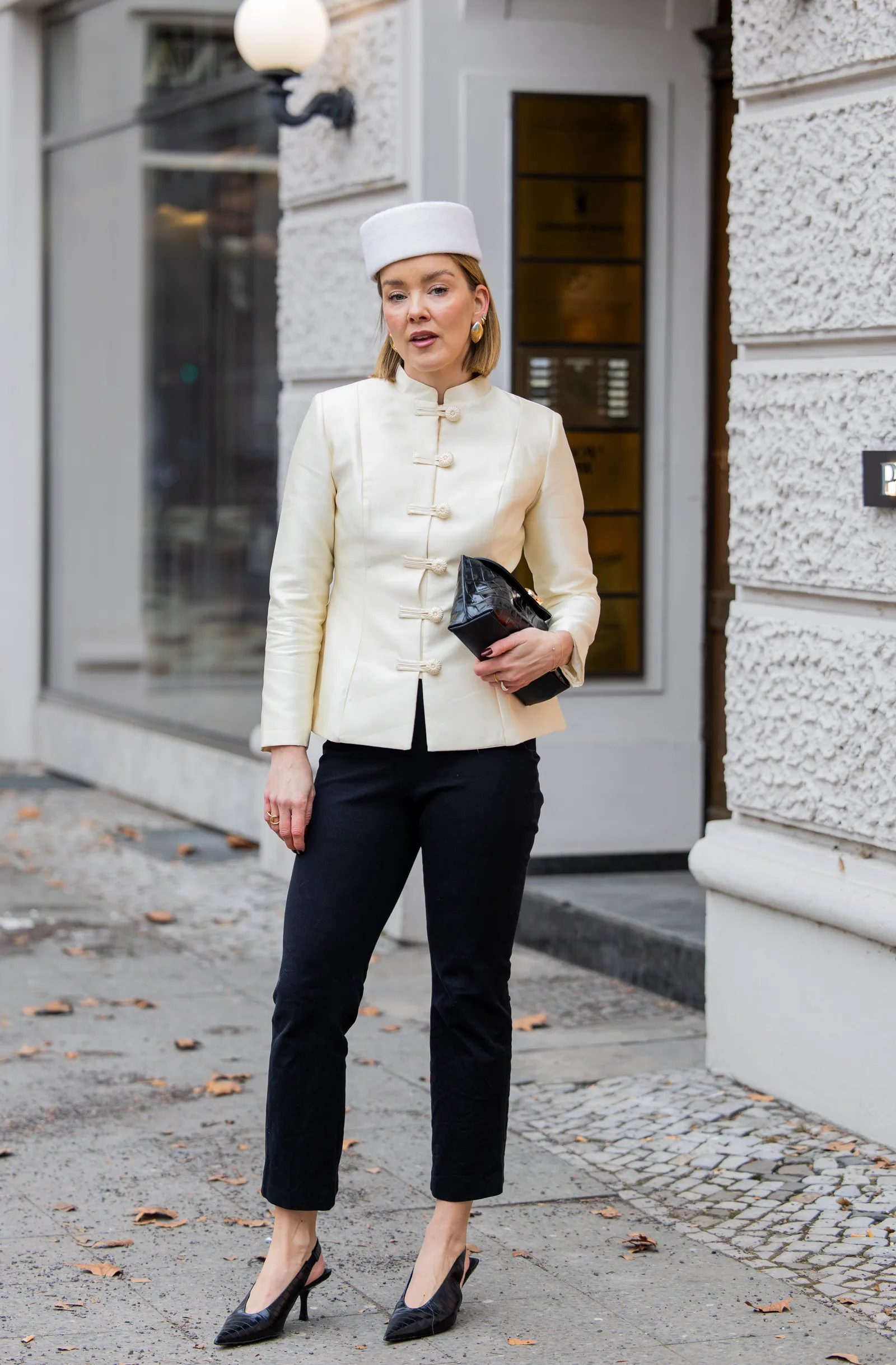 chaqueta con alamares