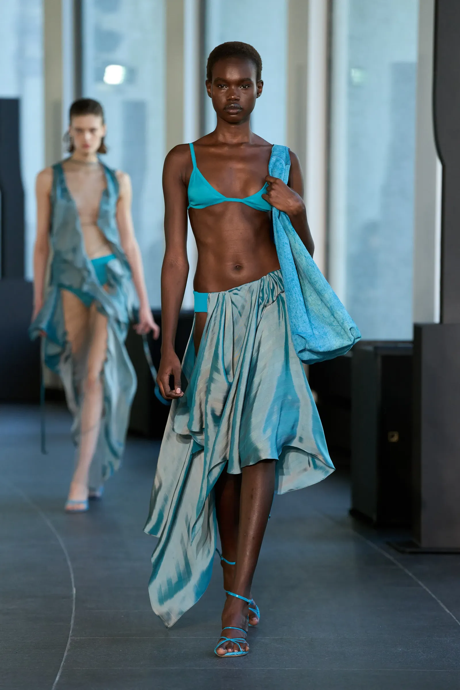 bleu turquoise