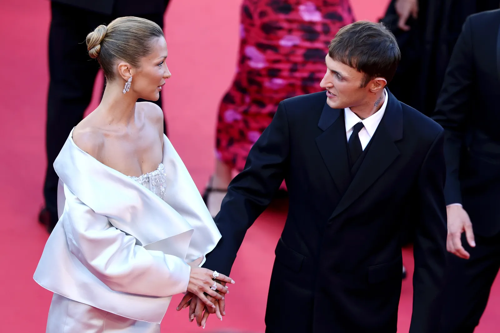 Bella Hadid y Anwar Hadid en el Festival de Cannes 2026