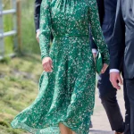 El cuello arrugado de los vestidos es el que más favorece (palabra de la reina Letizia y Victoria de Suecia)