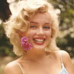 Marilyn Monroe y el nuevo libro con algunas de sus fotografías menos conocidas que confirman su especial relación con la cámara