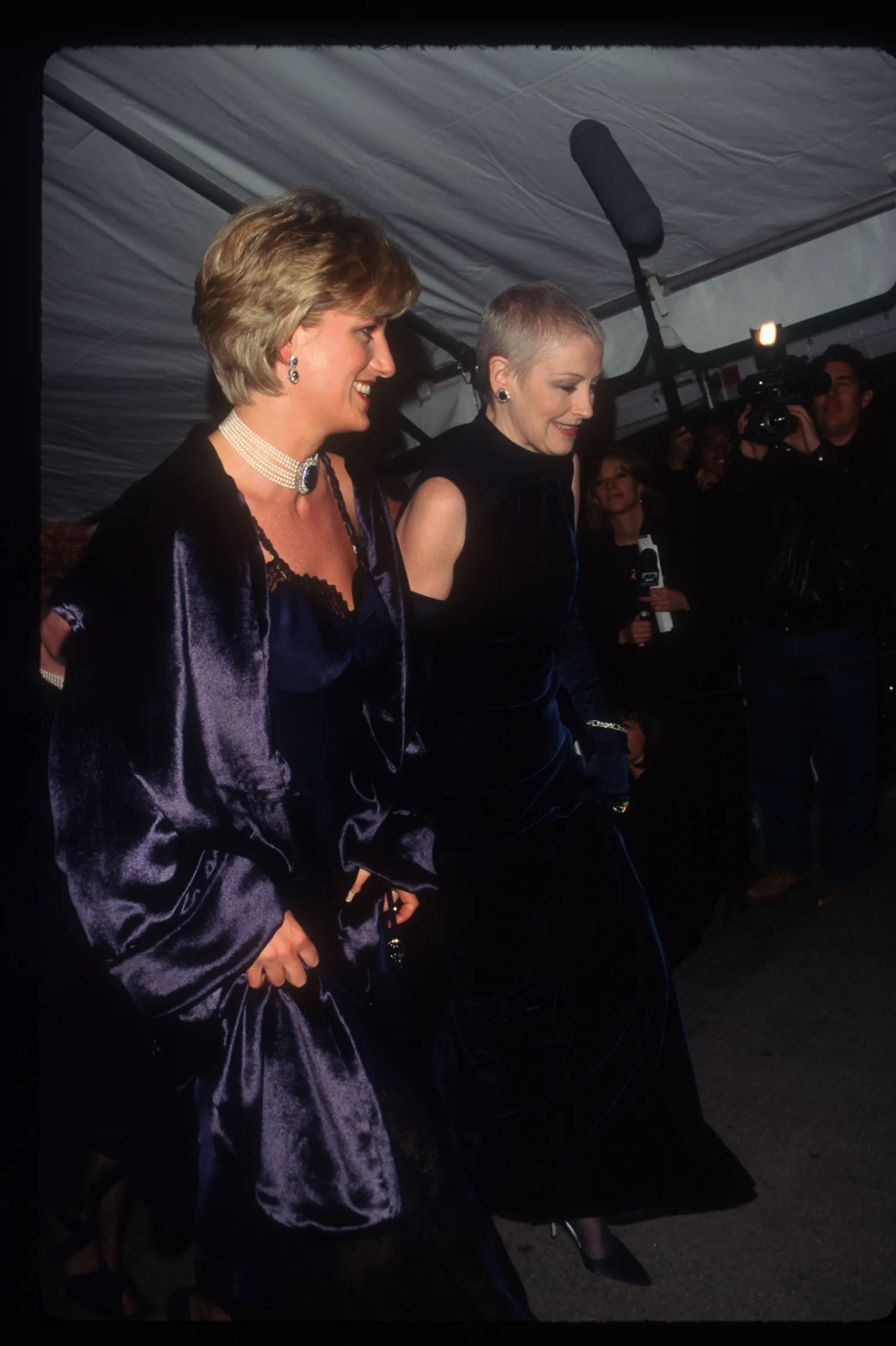 Diana de Gales vestida por Galliano en la Met Gala de 1996.