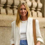 Pantalones pijameros: la fórmula minimalista que todo el mundo llevará en Londres este verano 2026