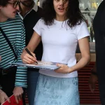 Rosalía estrena corte de pelo ‘long bob’ en Sevilla