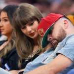 Taylor Swift y Travis Kelce tomaron nota del estilo en pareja de Kylie y Timothée para su noche de NBA
