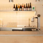 Vinos naturales: 8 bares y restaurantes especializados en la tendencia gastronómica de 2026