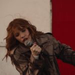 Carly Rae Jepsen confunde amor y amistad en un bonito tema épico