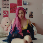 ADÉLA reivindica sus raíces a lo Miley en la inspiradora ‘Ain’t In LA’ – jenesaispop.com