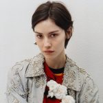 Gracie Abrams, top 2 de álbumes en España; Mala Gestión, top 16 – jenesaispop.com
