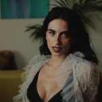 así es el divertido italo disco de BEGOÑA – jenesaispop.com