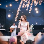 exagerada, hilarante y emocionante – jenesaispop.com