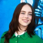 Billie Eilish se somete a un cambio de look radical al más puro estilo años 50 para ‘La campana de cristal’
