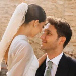 La boda en Valencia de Alba y Edu: una celebración en una masía del siglo XVIII y un vestido de novia de Alex Vidal Atelier